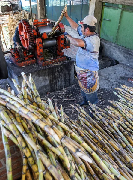 Zuckerrohrverarbeitung — Stockfoto