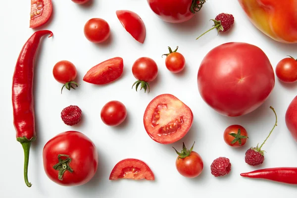 Pimenta vermelha e tomate  . — Fotografia de Stock
