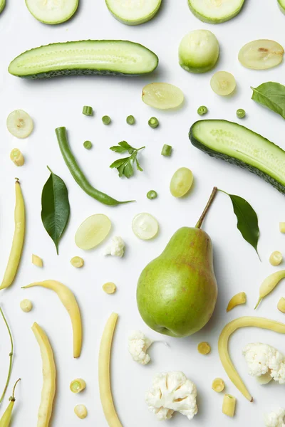 Composição com legumes e frutas frescas — Fotografia de Stock