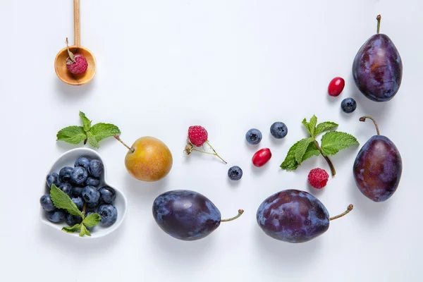 Fresh juicy berries — Stock Photo, Image