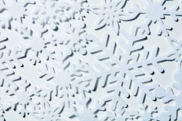 Diversi fiocchi di neve bianchi — Foto Stock