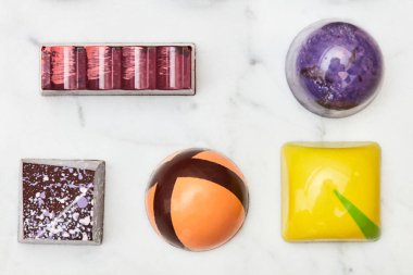 çeşitli çikolata şekerleme