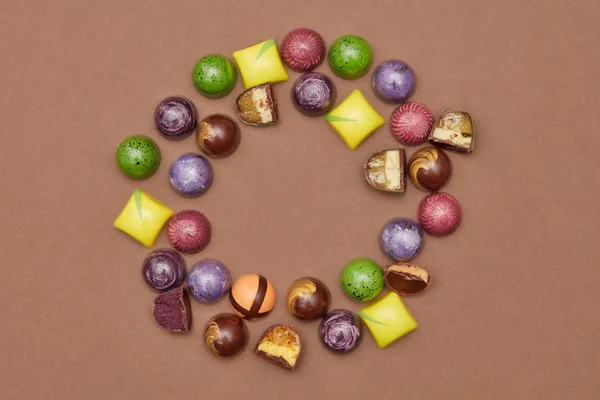 Bonbons au chocolat assortis — Photo
