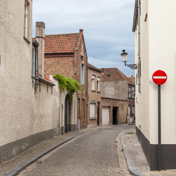 Edifici medievali nel centro storico di Brugges — Foto Stock