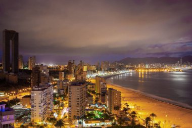 turist hub Benidorm panoramik manzaralı