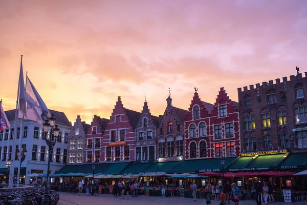 Старий Markt квадратних з гарний захід сонця — стокове фото