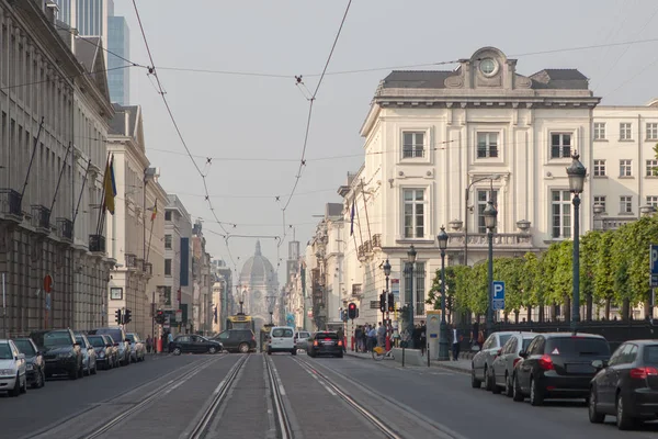 Tráfico en las calles Brussel —  Fotos de Stock