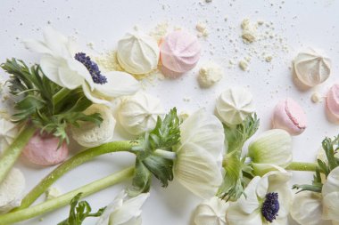 Sevgililer Günü kompozisyonu