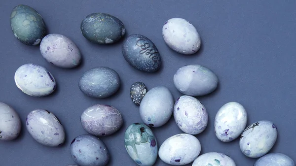 Ovos de Páscoa de cor azul — Fotografia de Stock