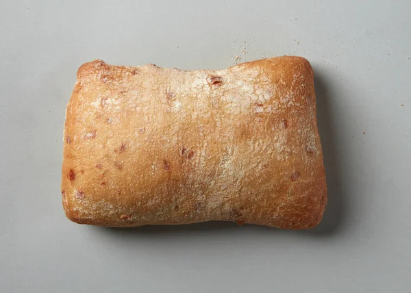 Frisches, schmackhaftes Brot — Stockfoto