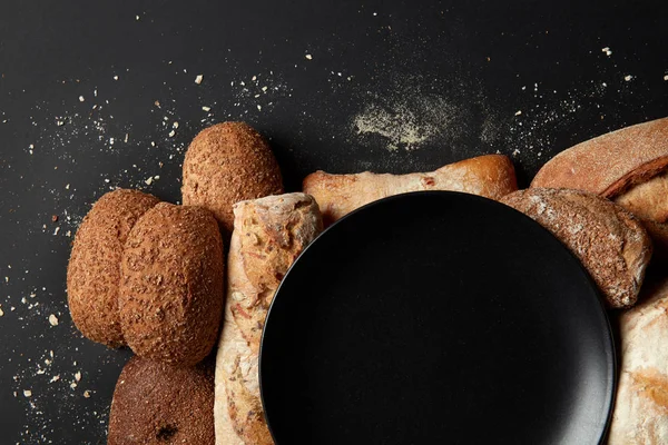 Frame van verschillende soorten brood — Stockfoto