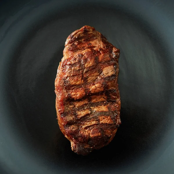 Delicioso bistec a la parrilla —  Fotos de Stock