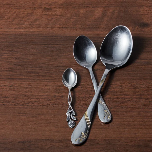 Tres cucharas de metal diferentes — Foto de Stock