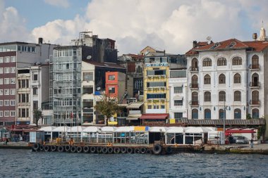 Cityscape modern binalar, waterfront, Istanbul, Türkiye