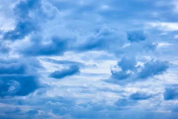Belle Nuvole Nel Cielo Blu Sfondo Della Natura — Foto Stock