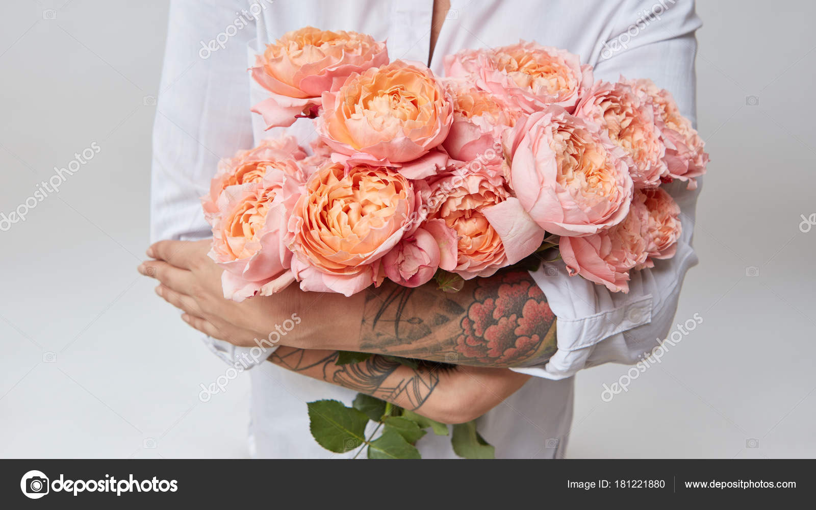 áˆ Buon Compleanno Fiori Eleganti Immagini Di Stock Fotografie Compleanno Fiori Scarica Su Depositphotos