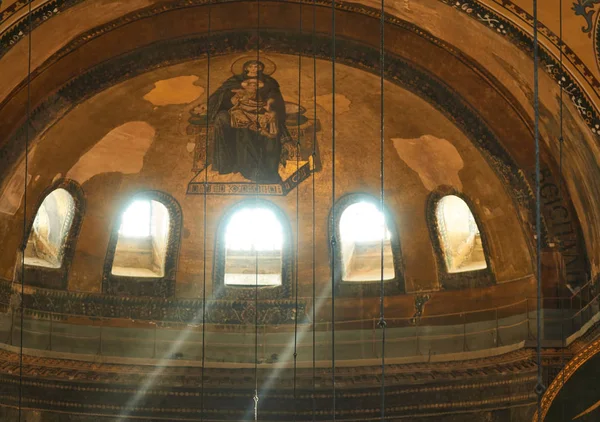 Zicht Van Binnen Koepel Van Moskee Hagia Sophia Met Pictogram — Stockfoto