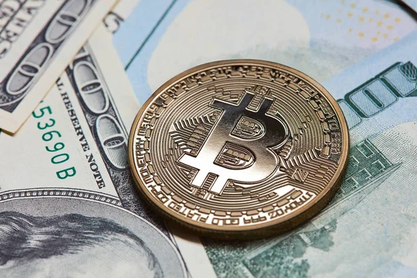 Bitcoin Metal Dorado Dólares Papel Negocio Criptomoneda Concepto Inversión — Foto de Stock