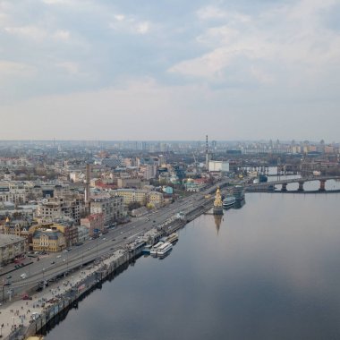 Aziz Nikolaos Kilisesi Wonderworker ve Dnipro nehre Kiev, Ukrayna