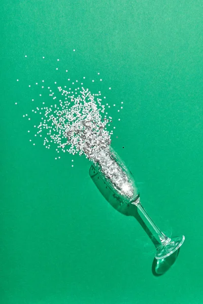 Jul Ljusa Dekoration Ett Glas Som Champagne Alkohol Dryck Med — Stockfoto