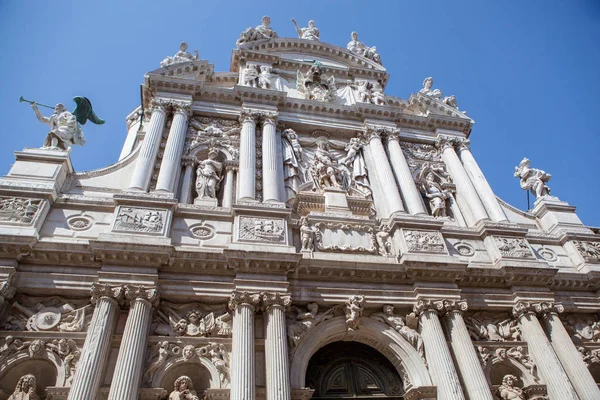 Perspektivische Ansicht Altmodische Fassade Der Historischen Palastkathedrale Venedig Italien Auf — Stockfoto