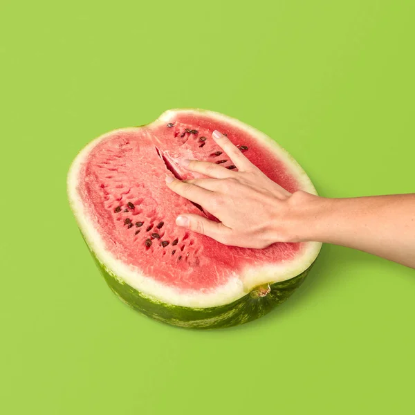 Simulation Masturbation Woman Fingers Touch Ripe Watermelon Fruit Lawn Green — 图库照片