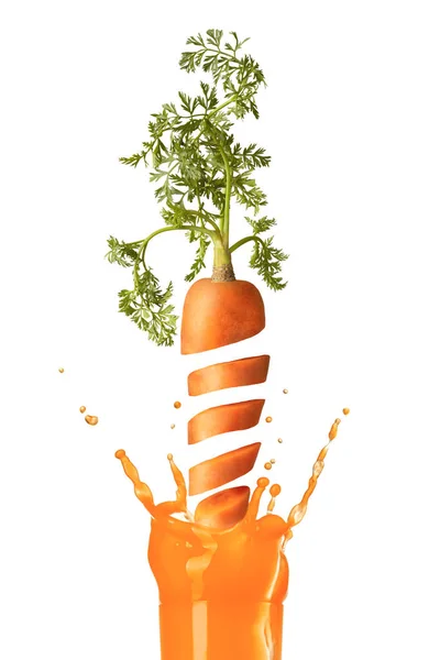 Cut Slices Fresh Natural Organic Ripe Carrot Green Leaves Falling — Stock Photo, Image