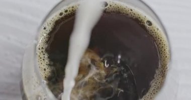 Güzel kokulu sabah kahvesi, video...