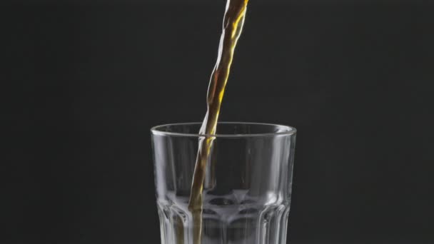 Faire du café parfumé le matin, vidéo 