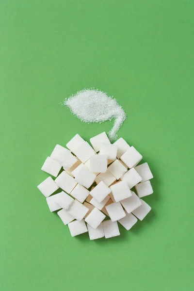 Kreative Komposition Aus Apfelfrüchten Handgefertigt Aus Verschiedenen Arten Von Süßzuckerwürfeln — Stockfoto