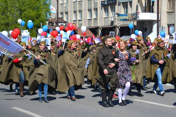 Tyumen Rusya Mayıs 2016 Askeri Üniformalı Insanlar Üzerinde Mayıs Zafer — Stok fotoğraf