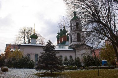 Antik kilise-Yaroslavl.