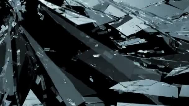 Шматочки зруйнованого роздробленого скла — стокове відео
