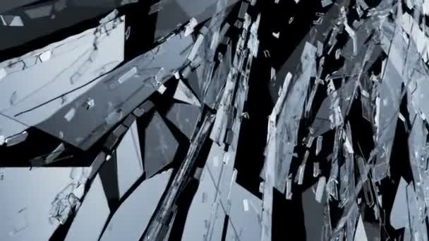Шматочки зруйнованого роздробленого скла — стокове відео