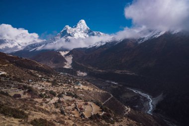Nepal Himalayalar köylerde görüntüleyin