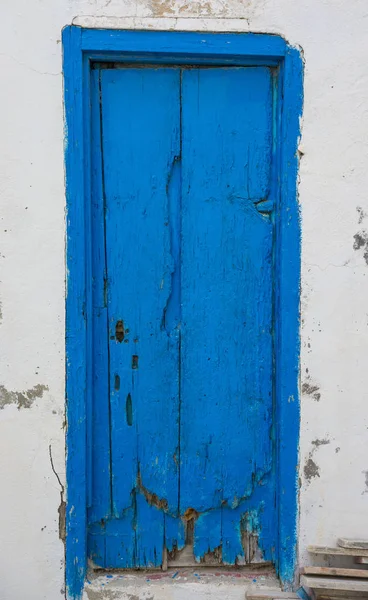 Μπλε παραδοσιακή πόρτα — Φωτογραφία Αρχείου