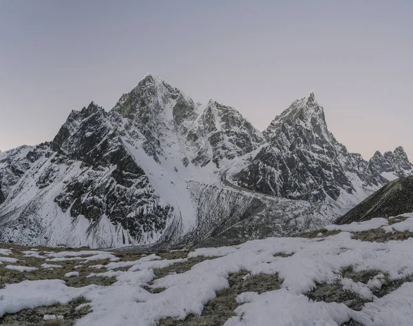 Pheriche Dalen Med Taboche Och Cholatse Toppar Everest Base Camp — Stockfoto