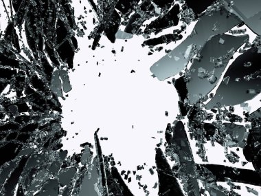 Beyaz üzerinde bölünmüş veya kırık cam parçaları