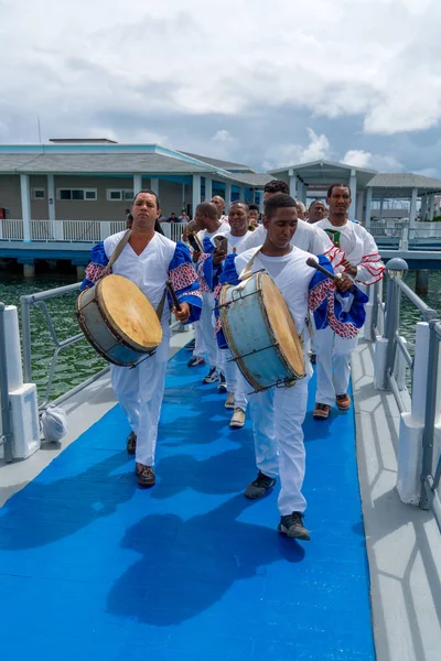 Kubánští hudebníci vystupují pro turisty — Stock fotografie
