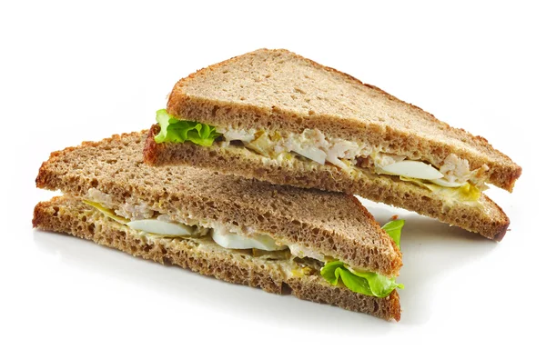 Rozskenyér-szendvicset a tyúk és a tojás — Stock Fotó
