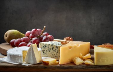 çeşitli peynir türleri