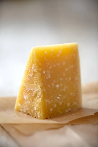 Pedaço de queijo — Fotografia de Stock