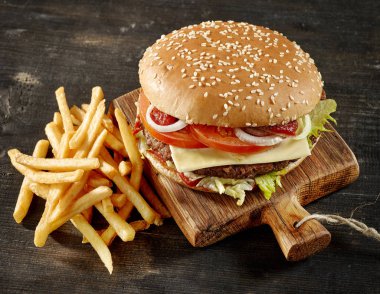 Taze lezzetli hamburger.