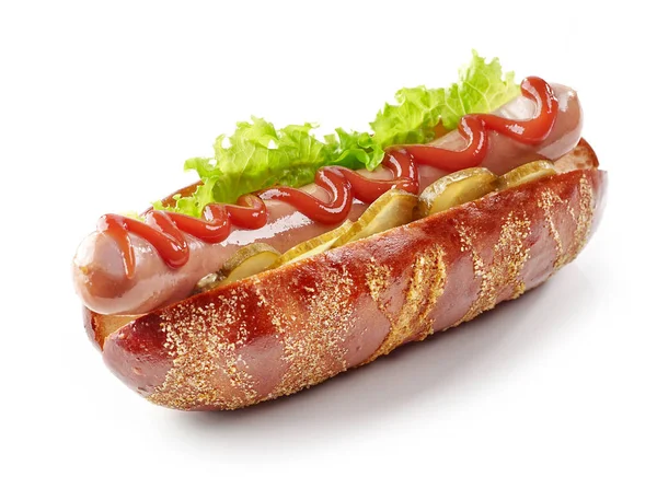 Frischer Hot Dog auf weißem Hintergrund — Stockfoto