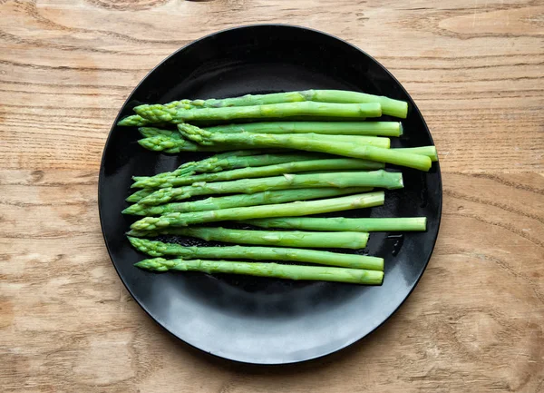 Piatto di asparagi — Foto Stock