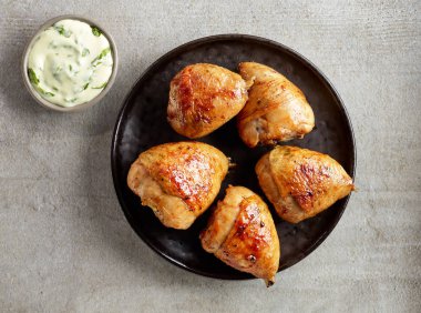 tabak ızgara tavuk budu