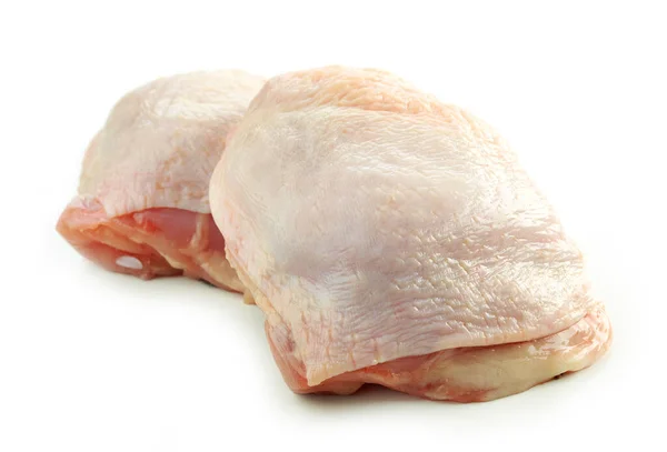 白地に隔離された新鮮な生鶏ハム肉 — ストック写真