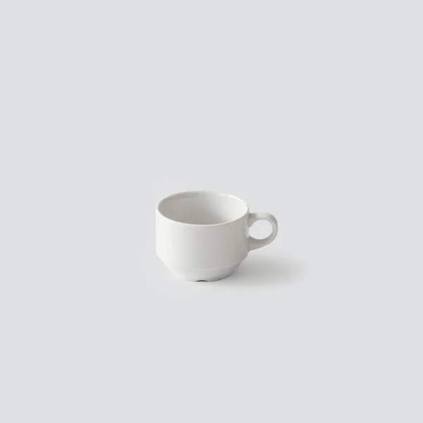 空的白色咖啡杯 在浅灰背景下隔离 — 图库照片