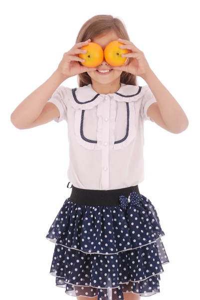 Fille avec des oranges dans les yeux — Photo