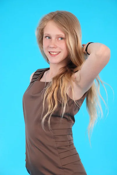 Schöne glücklich lächelnde Teenager Mädchen — Stockfoto